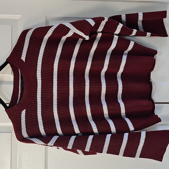 NWT Sanctuary Chilly Out Chenille Sweater Marroon/Gray Striped XLarge - Picture 4 of 12
